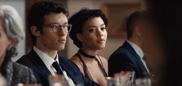 Thomas and Mimi (Kiersey Clemons) in The Only Living Boy in New York