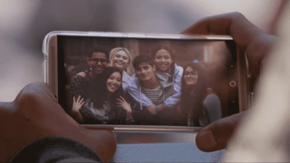 Runaways Season 1 Episode 1 Reunion [Series Premiere] - Cast