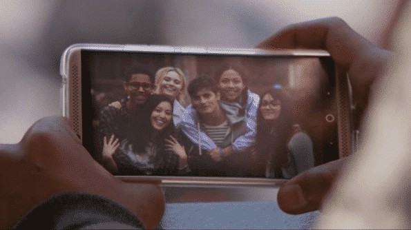 Runaways Season 1 Episode 1 Reunion  - Cast