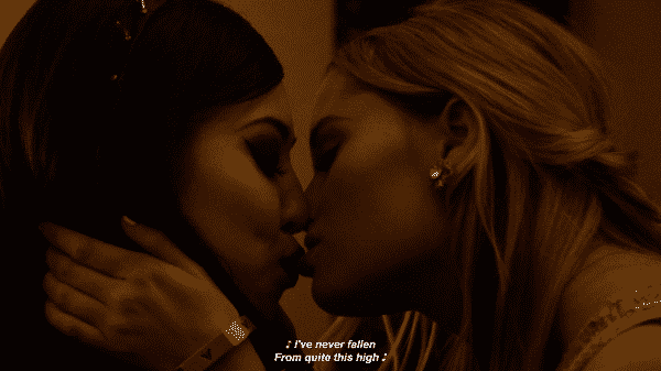 Marvel's Runaways Season 1 Episode 9 Doomsday - Nico and Karolina