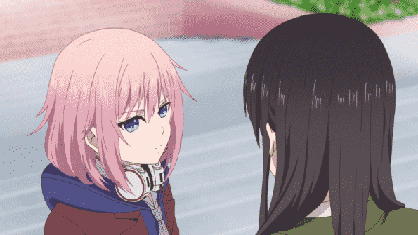 Matsuri staring down Mei and analyzing her.