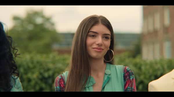 Ruby (Mimi Keene) talking trash.