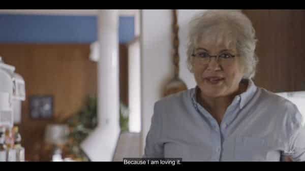 Vera (Julia Sweeney) talking to Annie about their diet plan.