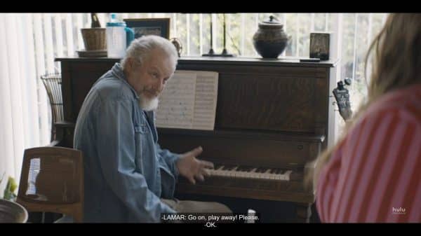 Bill (Daniel Stern) at a piano