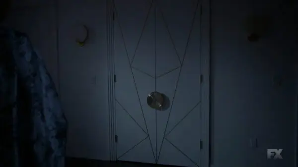 Elektra's closet which hides a dead body.