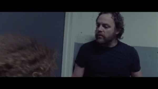 Clive (Jeremy Gardner) is Dezzy's boyfriend.