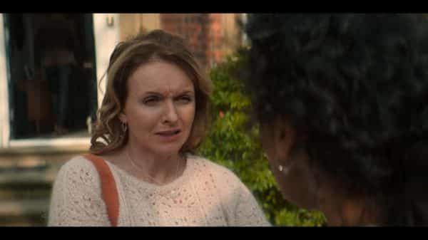 Corinne (Dervla Kirwan) talking to Daisy's mom.