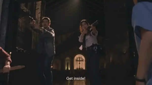 Mario (Ian Veneracion) and Bebeth (Dimples Romana) with guns blazing.