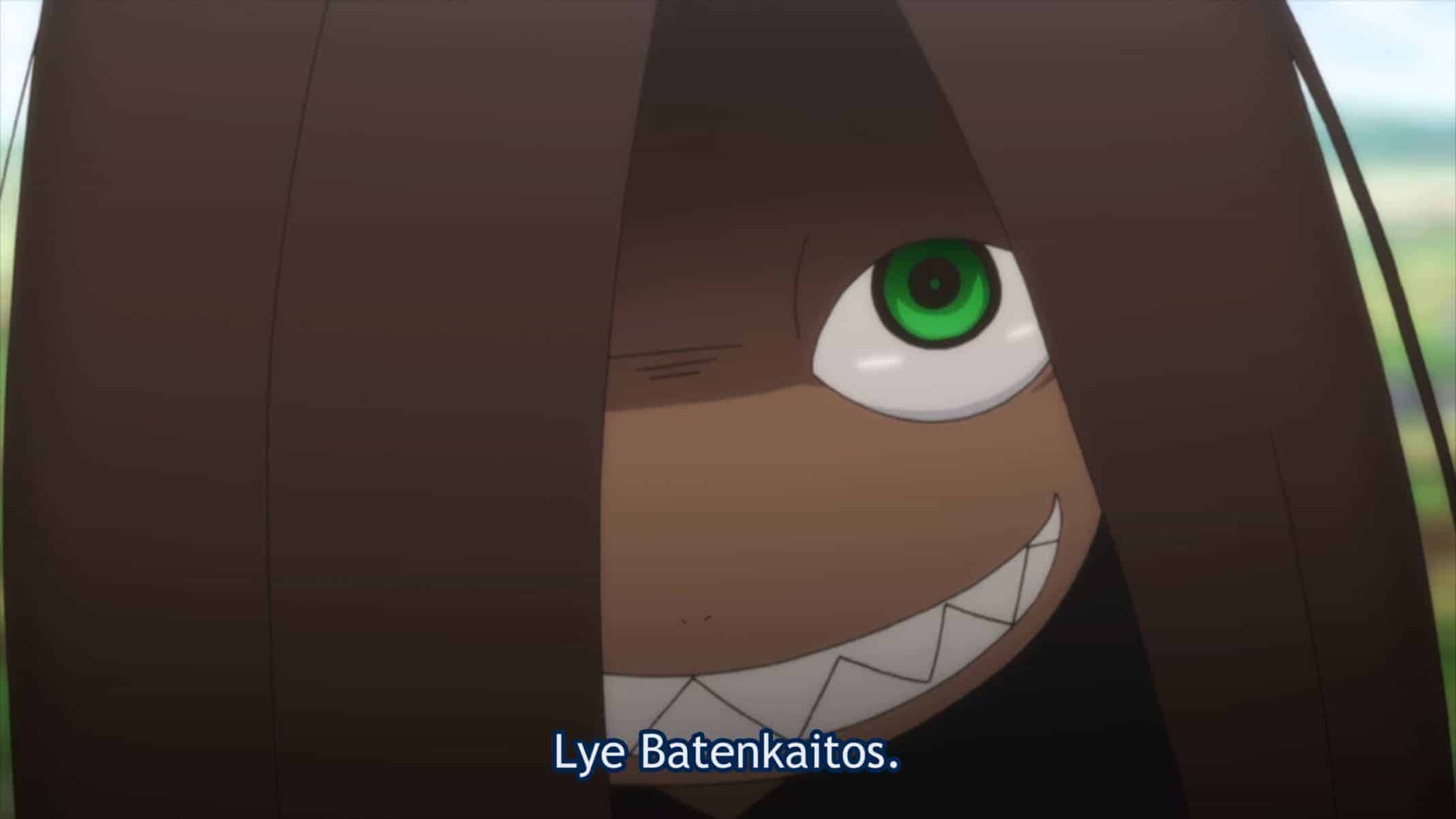 Lye (Kawanishi Kengo) smiling with demonic looking teeth.