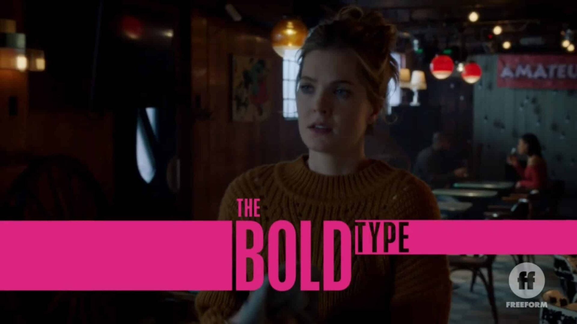Sutton (Meghann Fahy) leaving a bar.