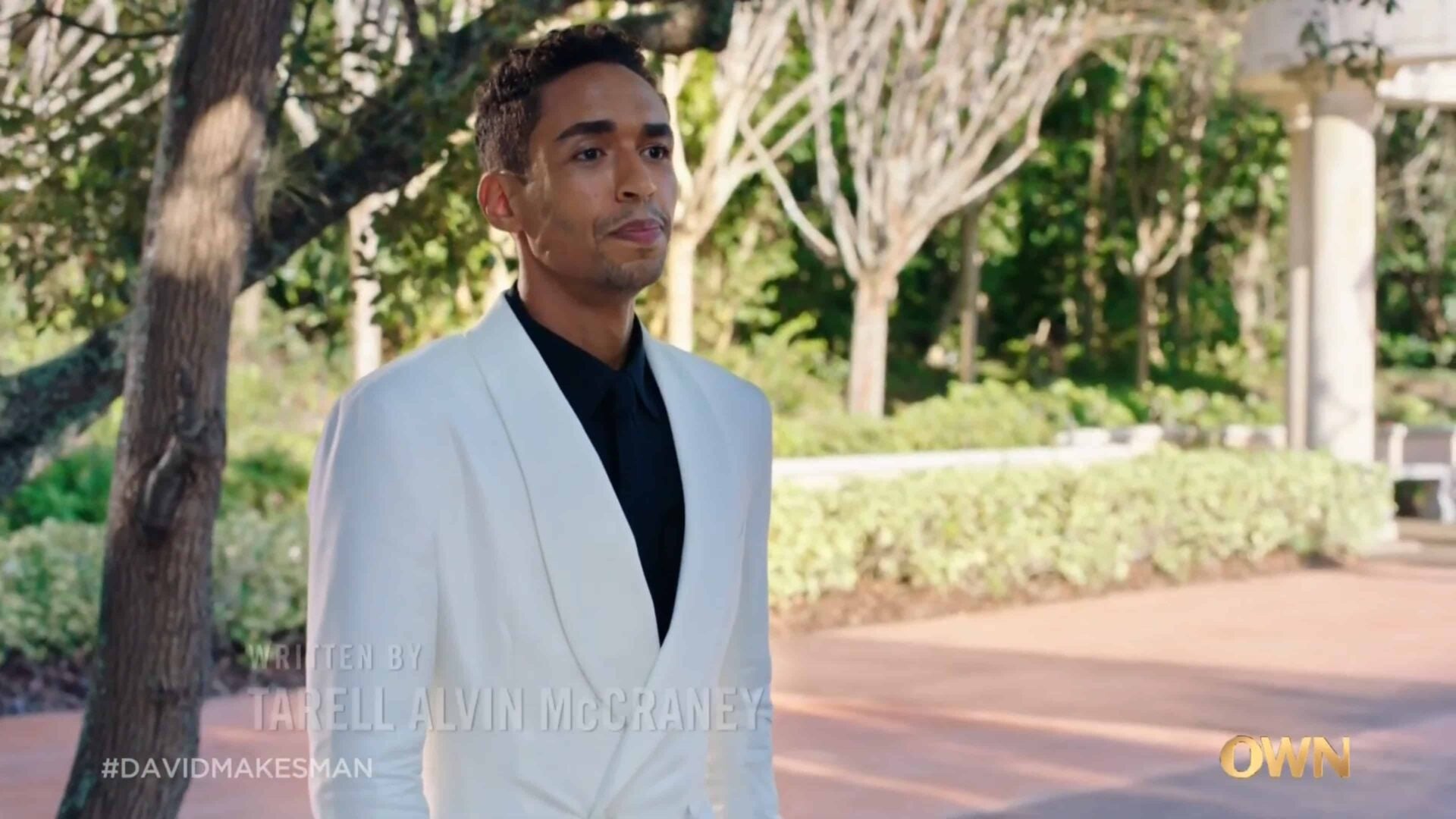 Older Seren (Kyle Beltran) at David's charity party