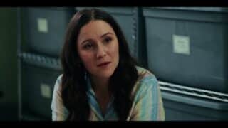 Elizabeth (Shannon Woodward) going back and forth with her brother