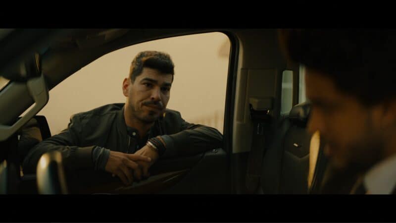 Jay (Raul Castillo) talking to Benny before Benny takes his shift