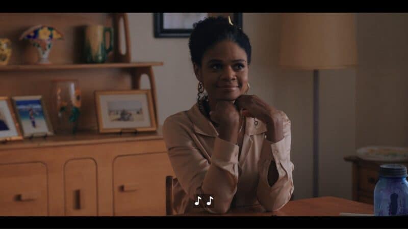 Suzanné (Kimberly Elise) having a moment