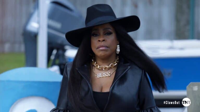 Claws: Season 4/ Episode 1 “Chapter One: Betrayal” – Recap/ Review (with Spoilers)