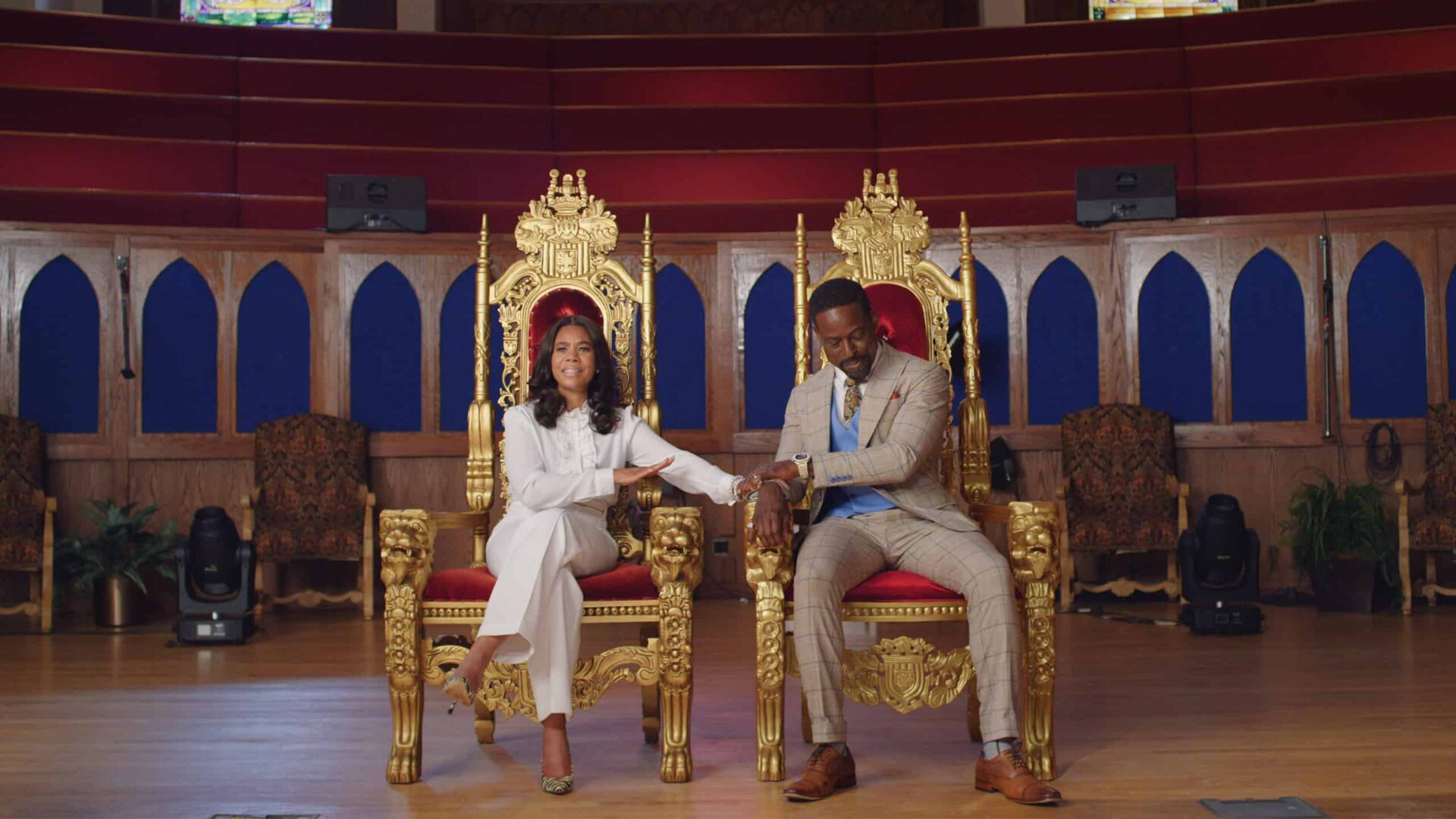 Trinitie Childs (Regina Hall) and Lee-Curtis Childs (Sterling K. Brown) on their thrones