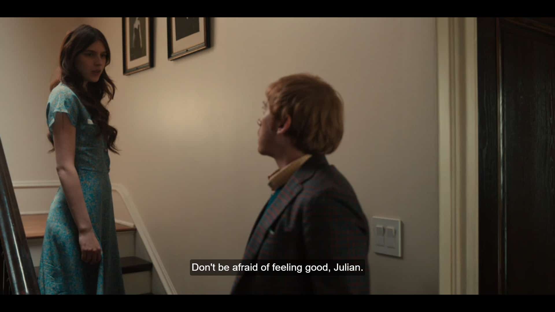 Leanne subtly inviting Julian upstairs