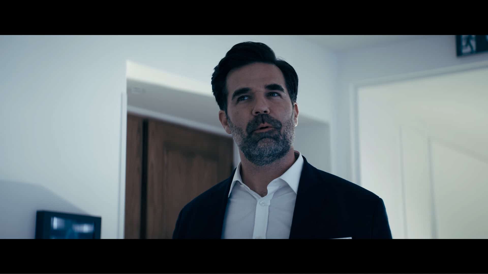 Hatch (Rob Delaney) learning he is beign fired