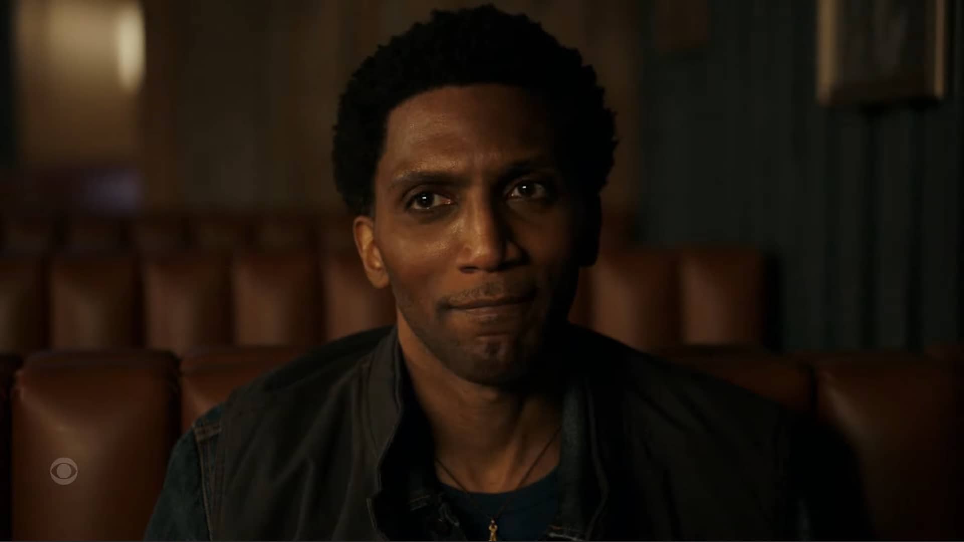 Julien (Yusuf Gatewood) coming to Robyn for help