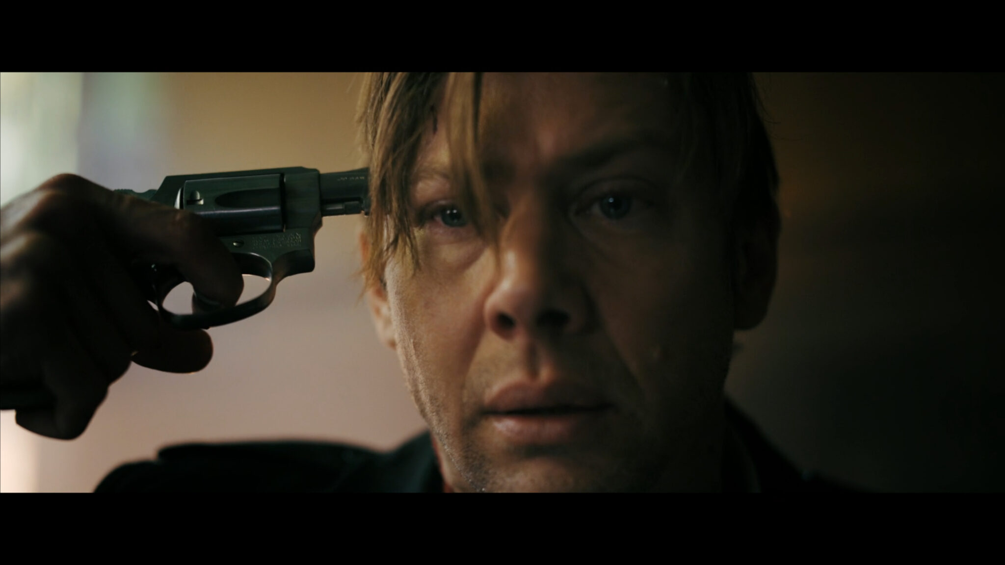 The Man Who Fell To Earth: Season 1/ Episode 9 "As The World Falls Down