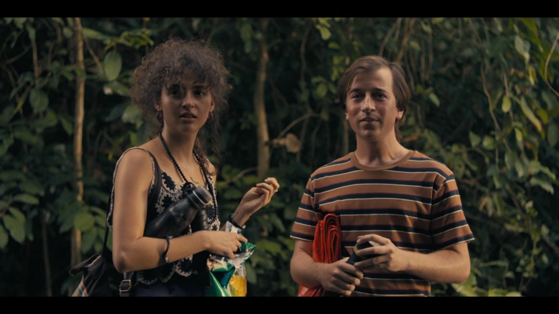 Violet and Sam at the entrance of El Espejo