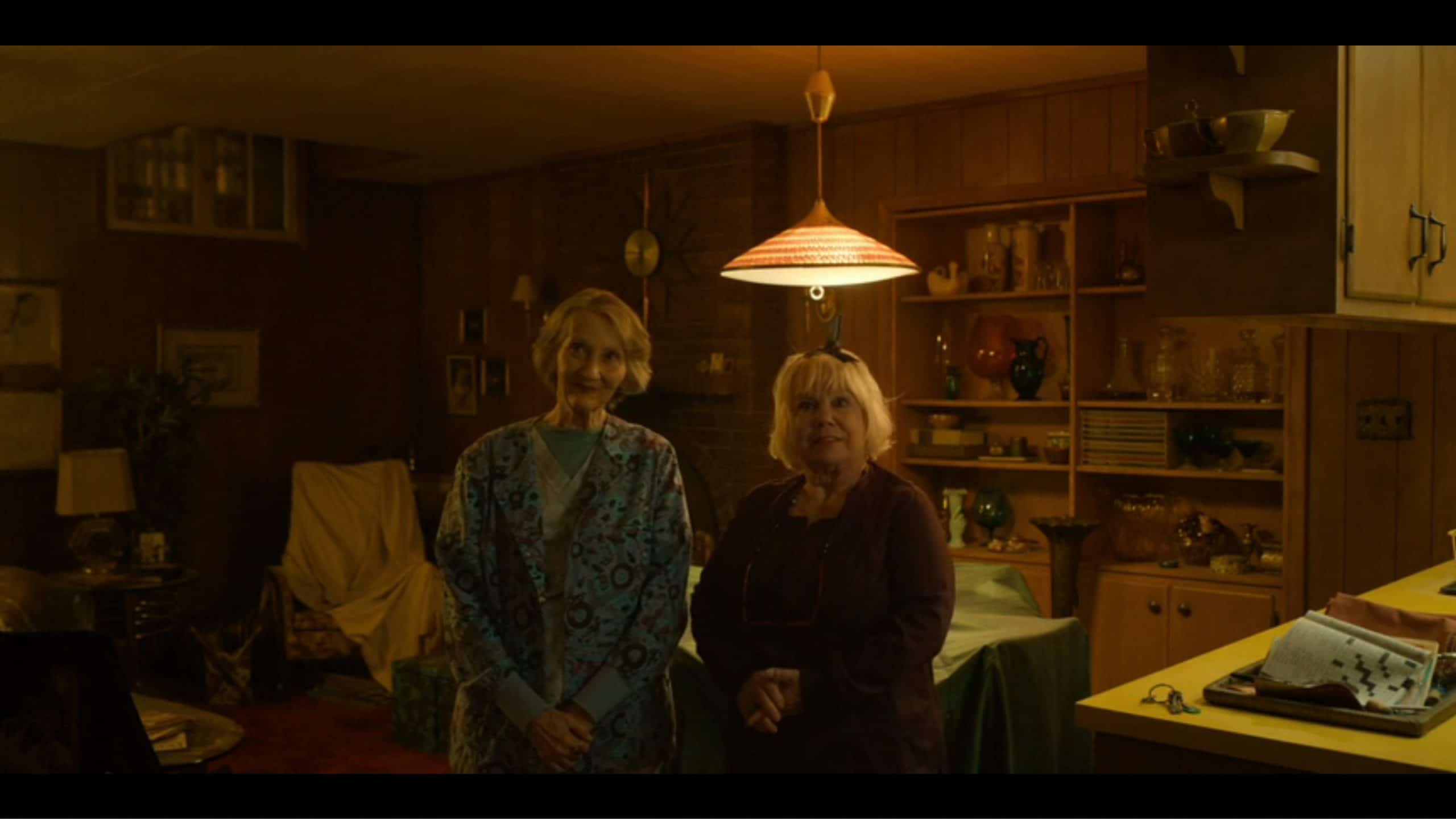 Roberta (Barbara Kingsley) and Beverly (Denny Dillon) standing in their apartment