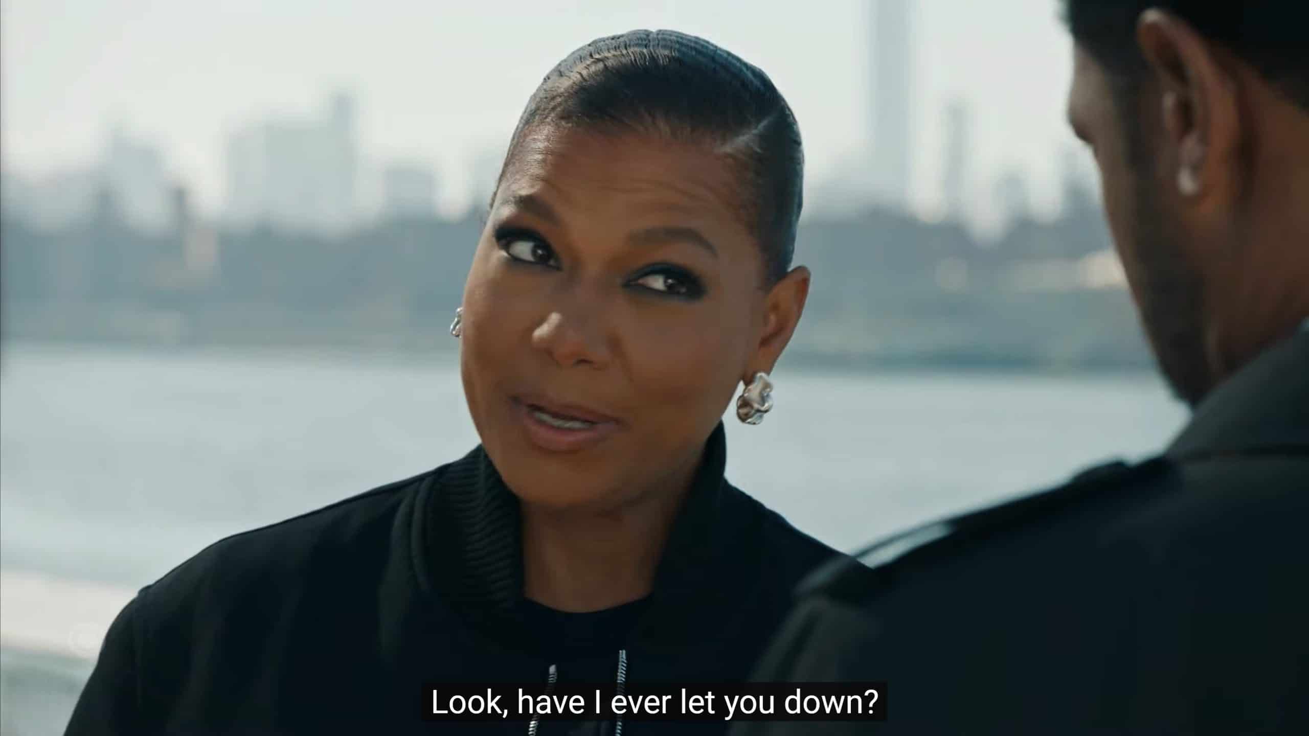 Queen Latifah as Robyn trying to reassure Dante