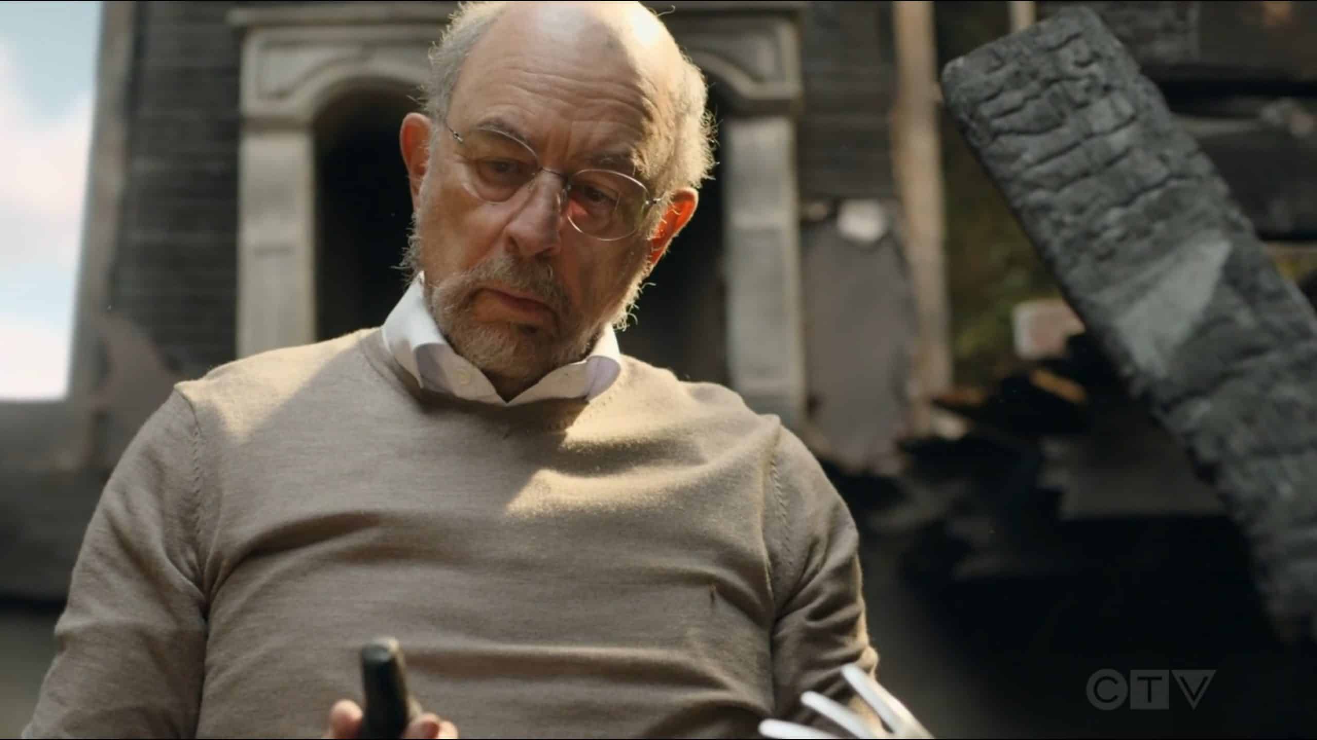 Richard Schiff as Dr. Glassman discovering one of Maddie's nail polish bottles