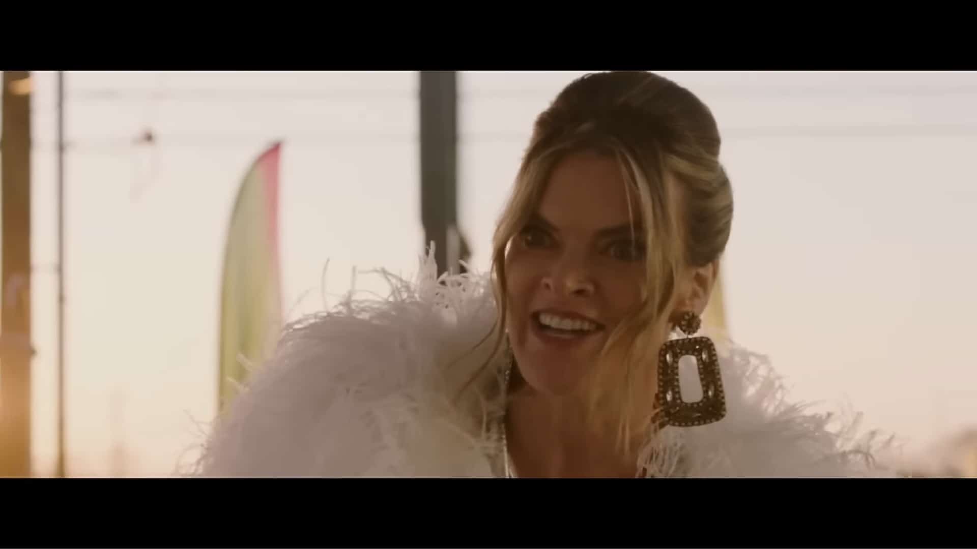 Missi Pyle as Carol 