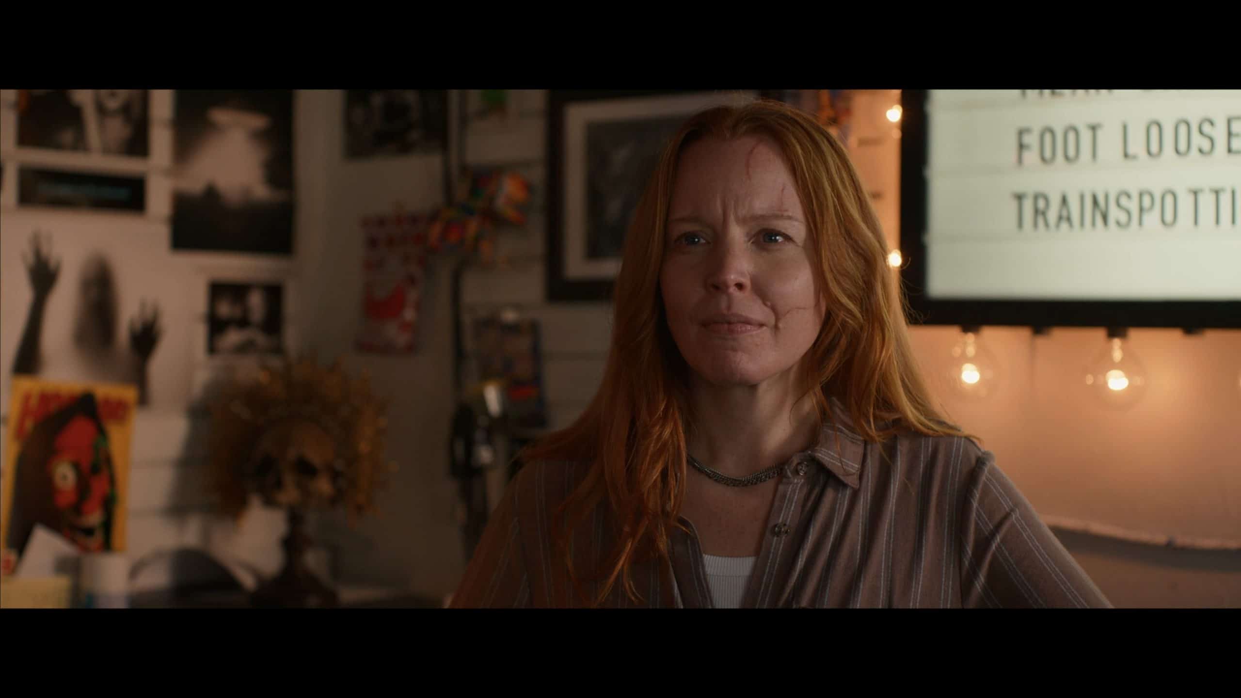 Adult Van (Lauren Ambrose)