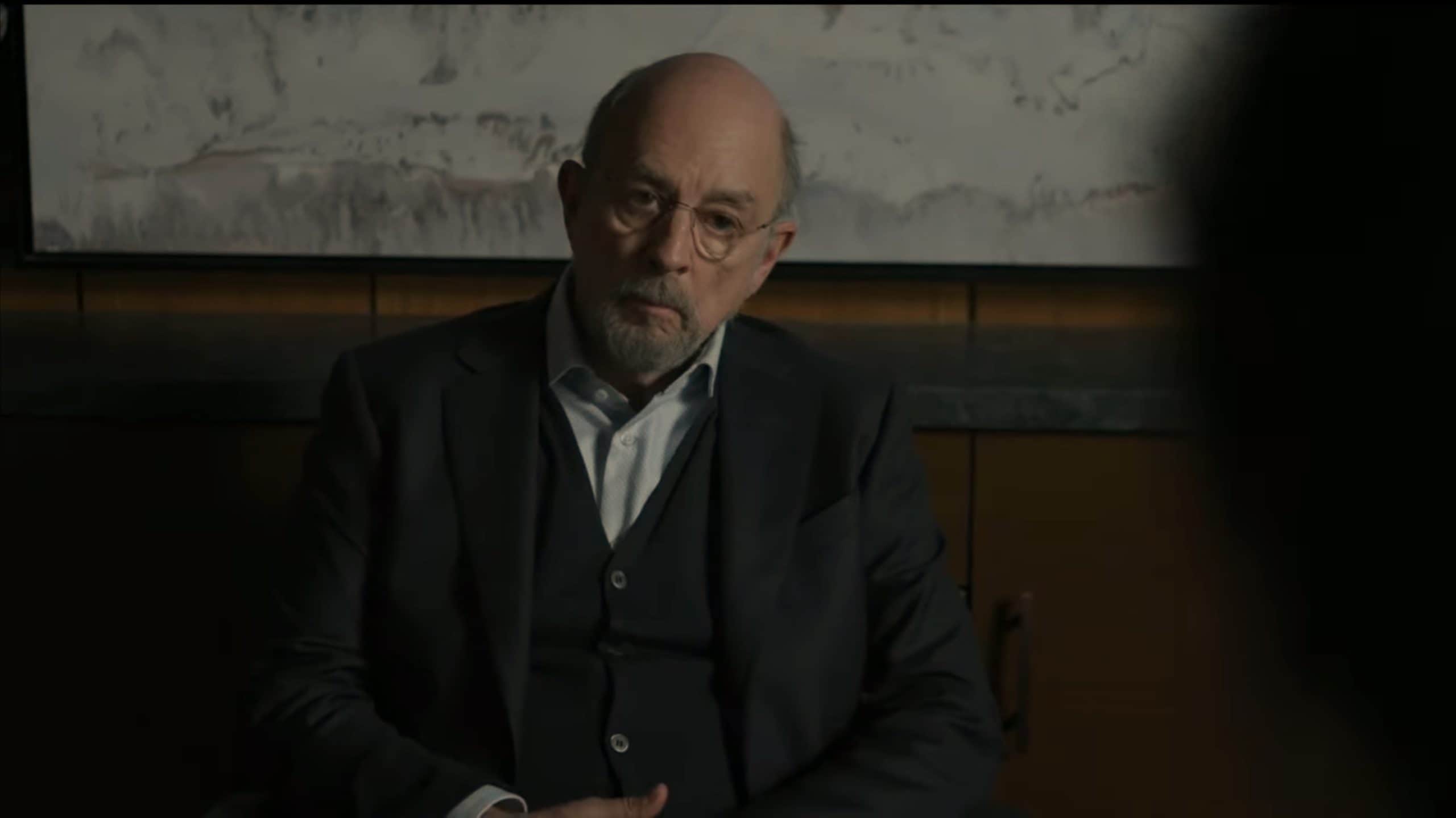 Dr. Glassman (Richard Schiff)