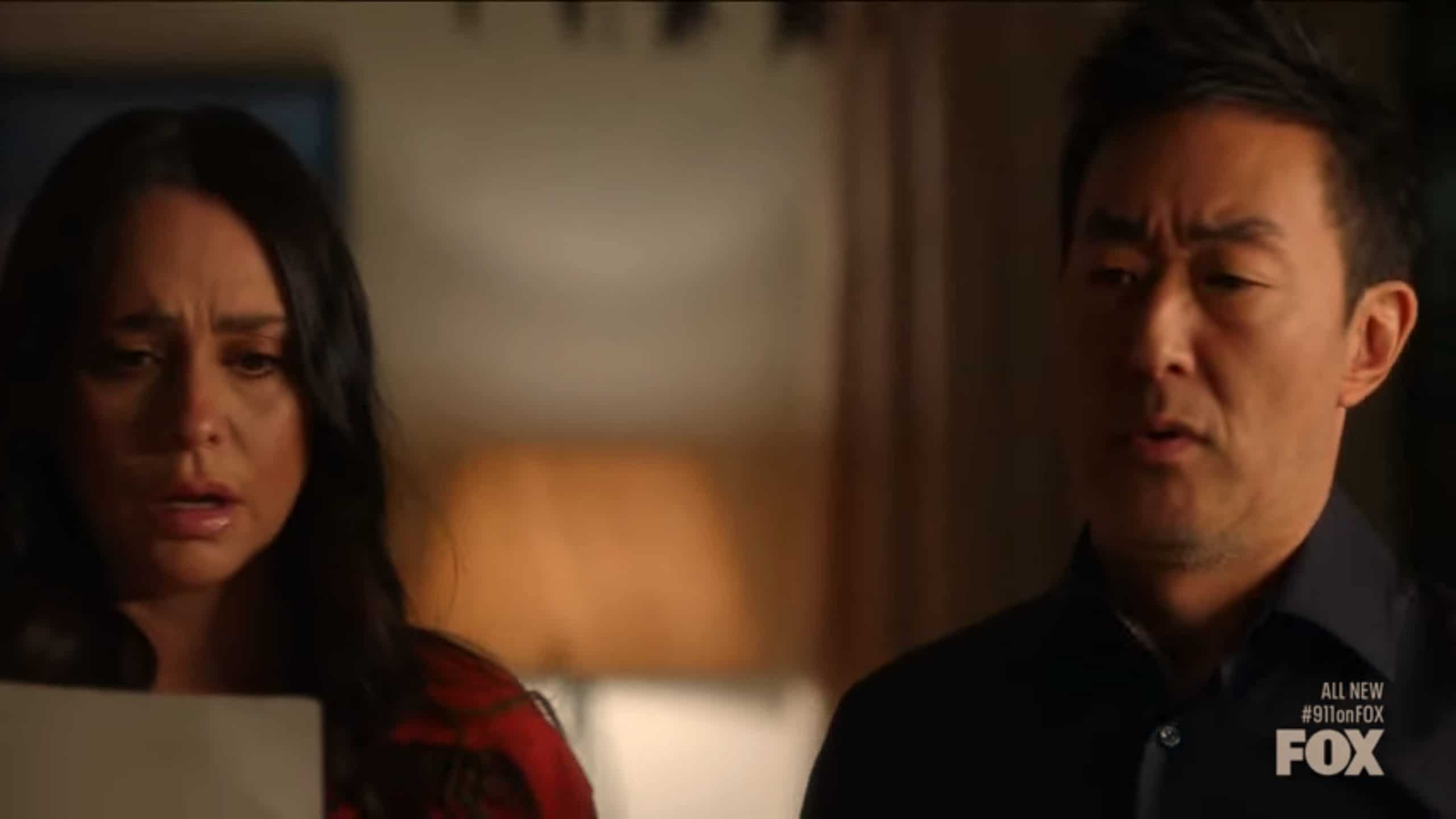 Maddie (Jennifer Love Hewitt) and Chim (Kenneth Choi)