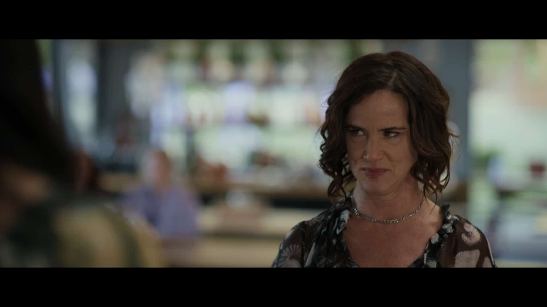 Natalie (Juliette Lewis) 