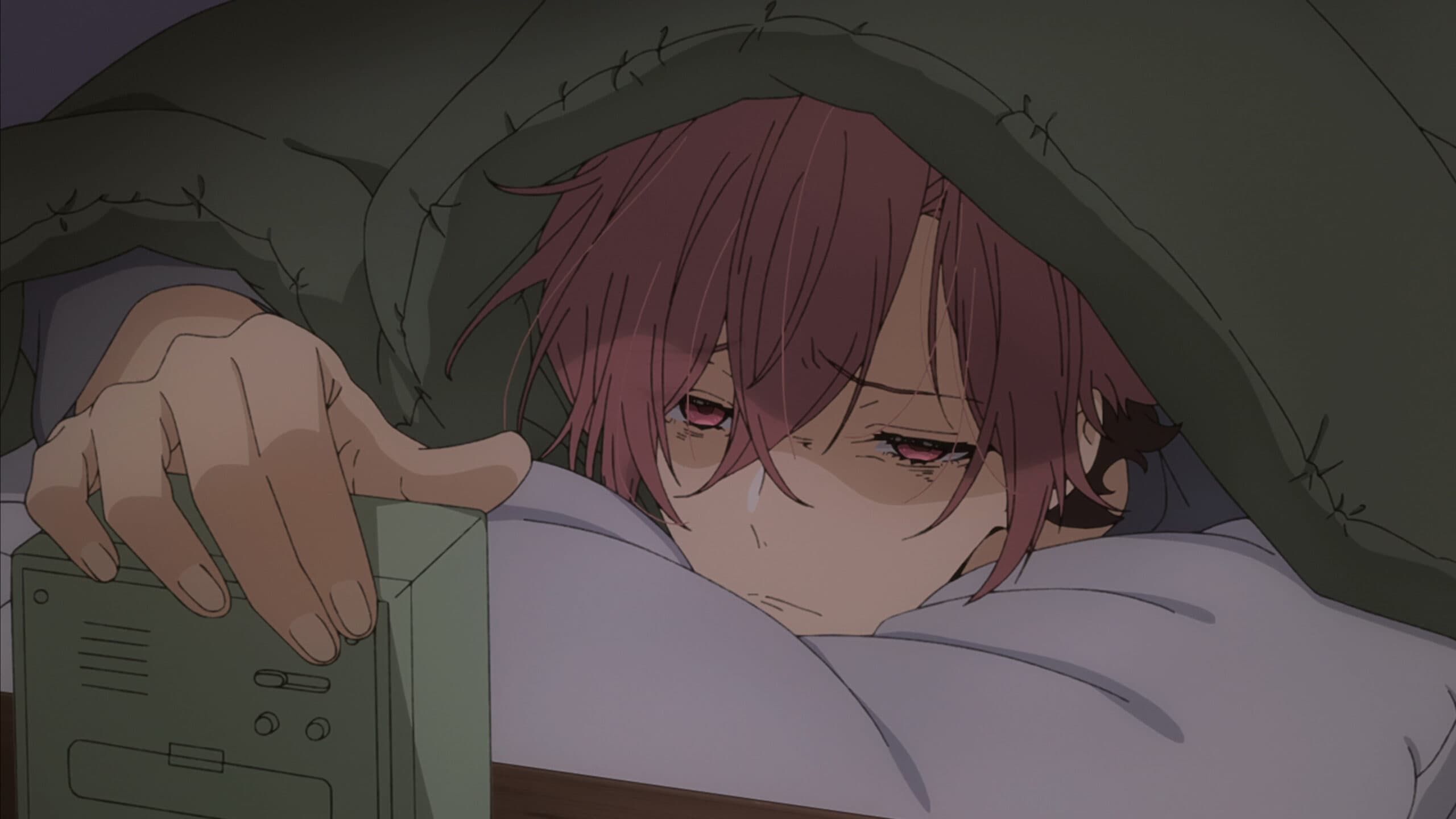 Yanagi (Jun Fukuyama) waking up