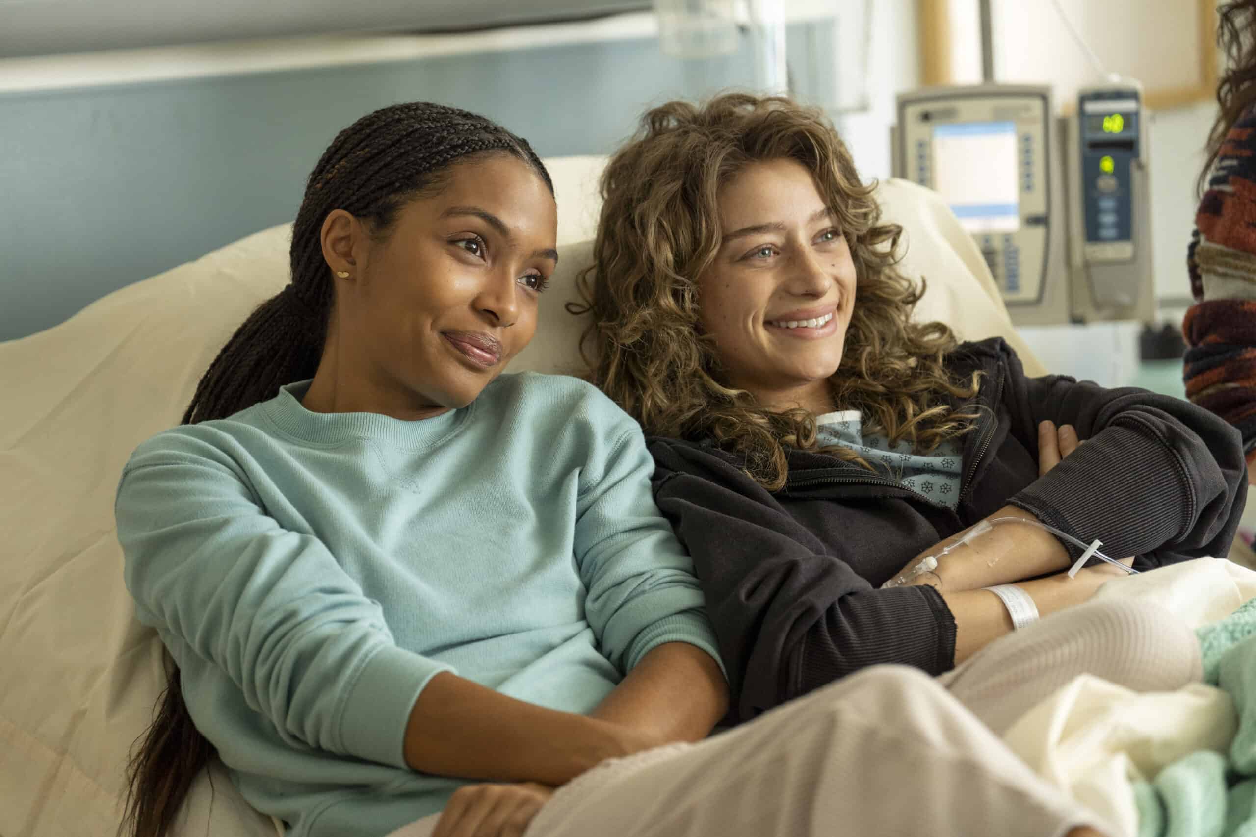 Jane (Yara Shahidi) and Corinne (Odessa A'zion) during a hospital visit