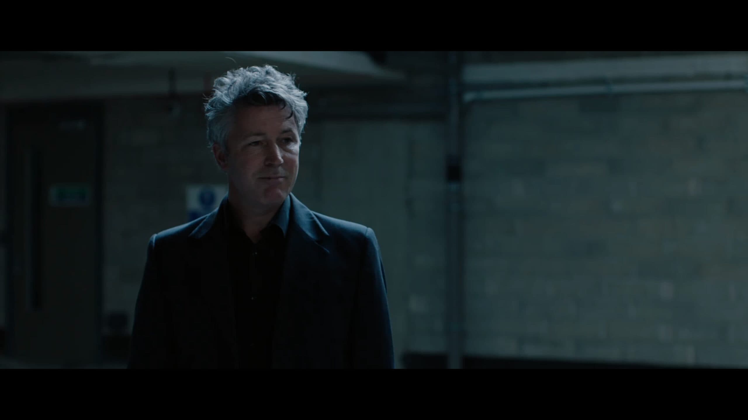 Valentine Barber (Aidan Gillen)