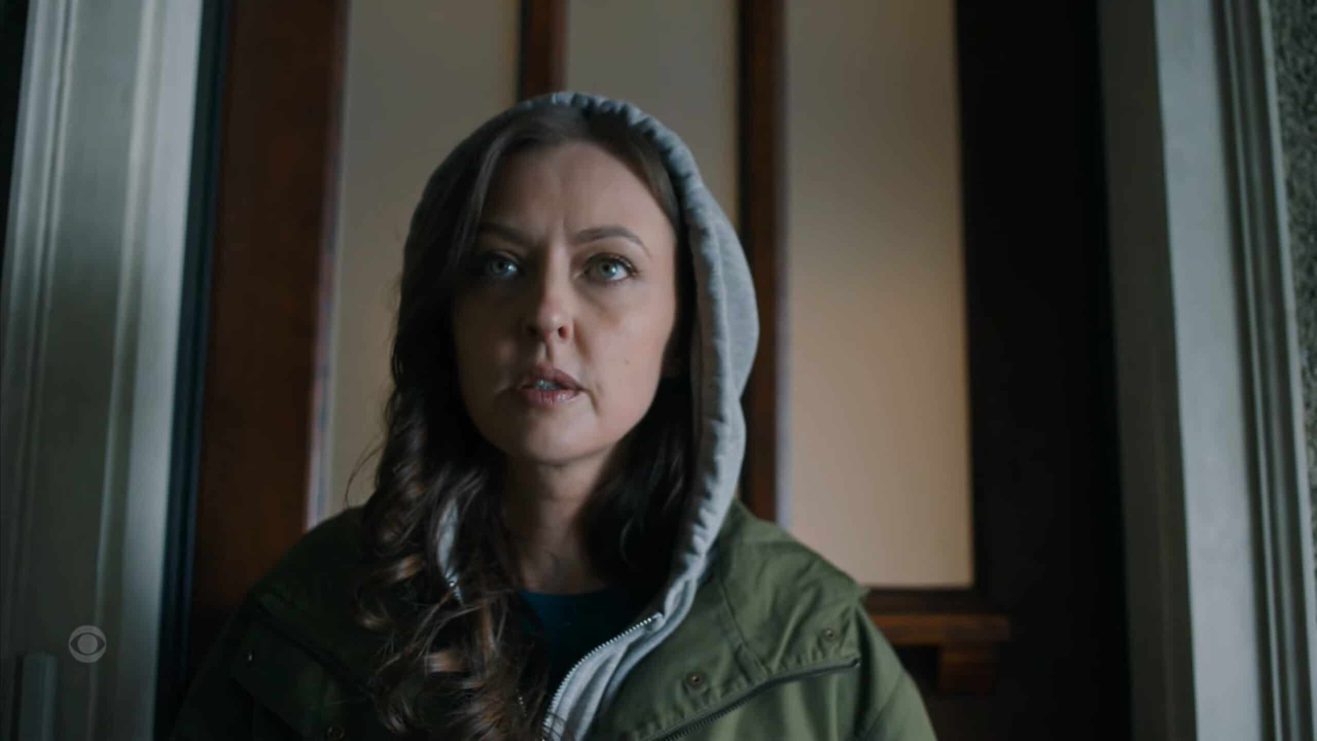 Mallory (Katharine Isabelle) surprised Colter found her