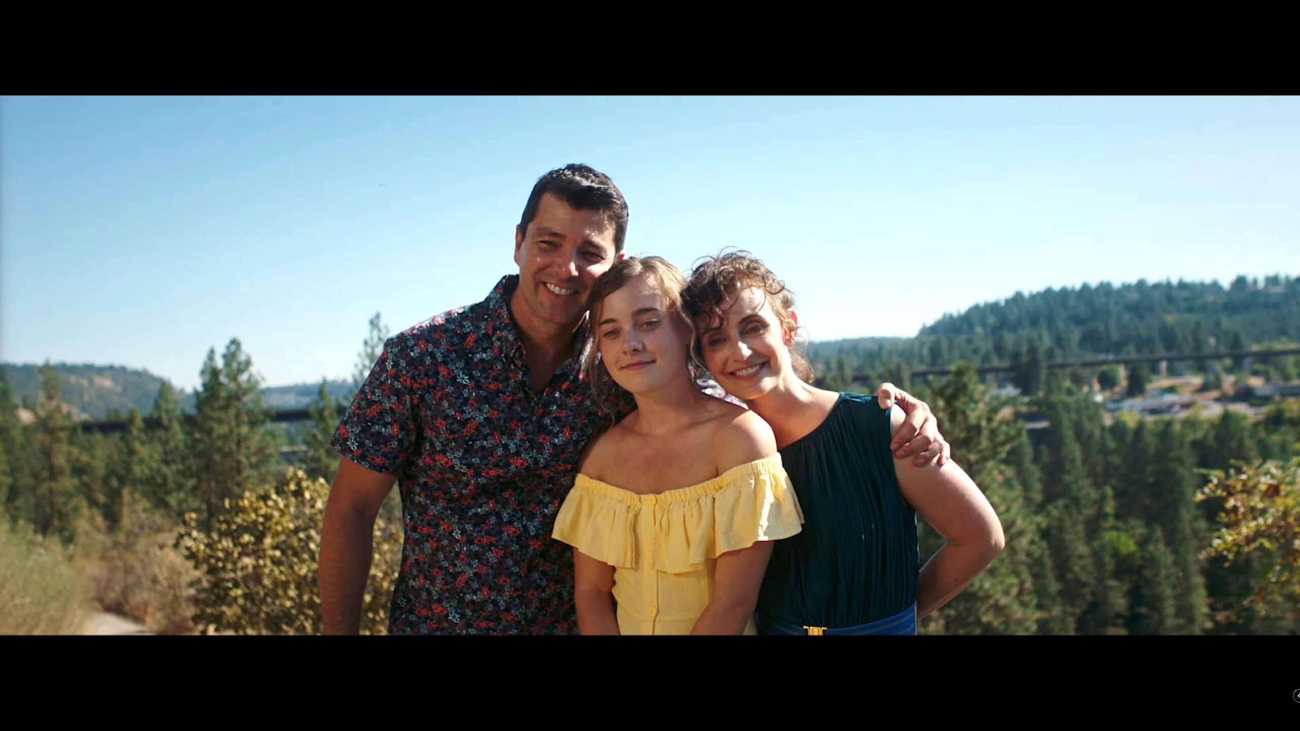 Peter, Florence and, Sara taking a picture together