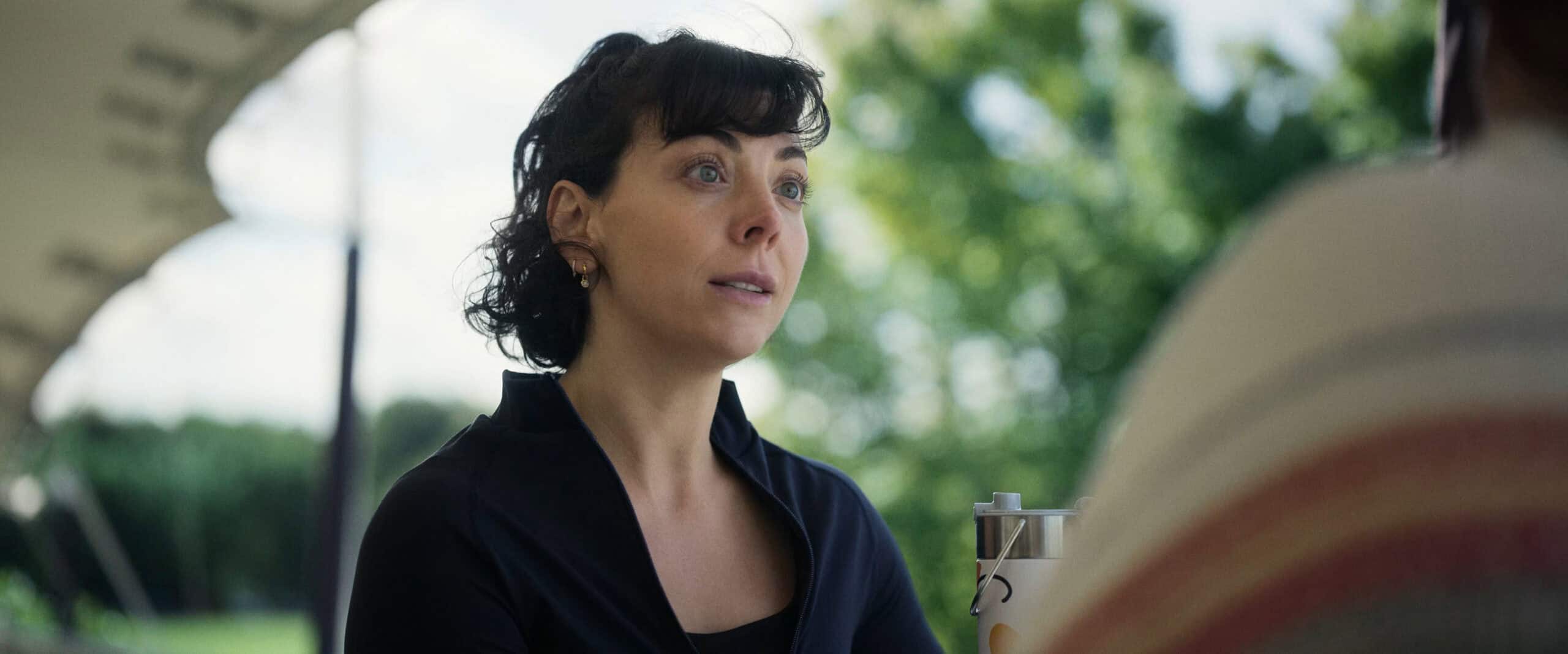 Harriet (Naomi Sheldon) being talked into suing Laura by Cherry - The Girlfriend Season 1 Episode 5