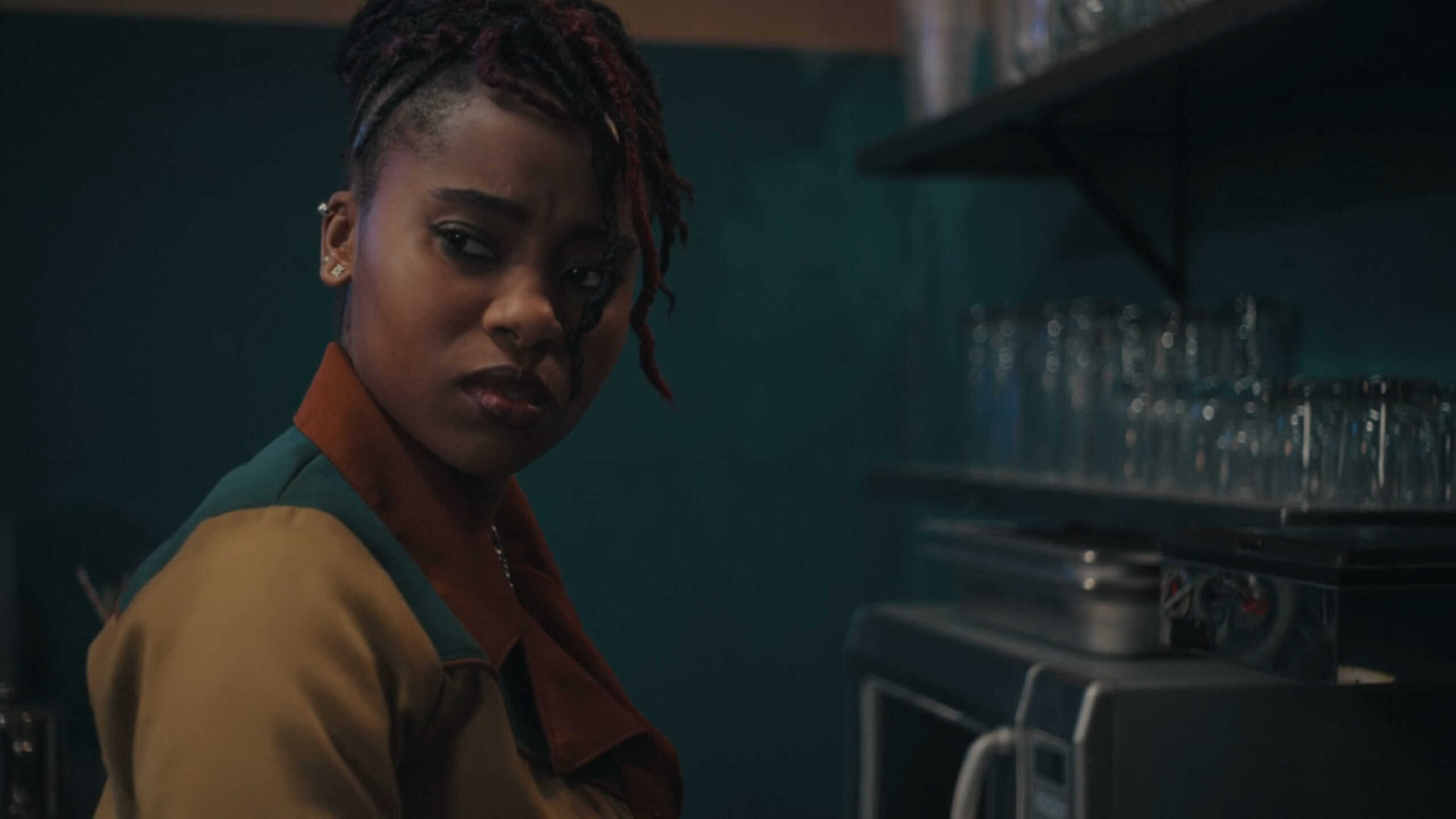 Nova (N'kone Mametja) filling an order – Takeout 