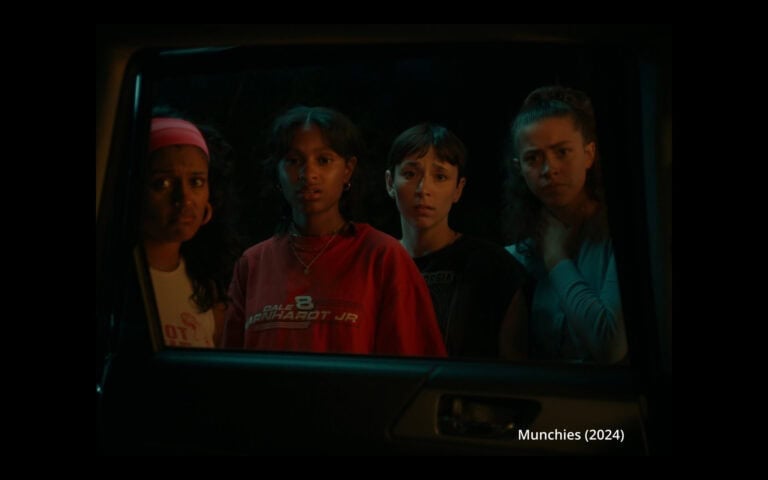Mack (Yamini Nambimadom), Lennon (Brianne Jackson), Tessa (Caroline Buddendorf), Ronnie (Bianca Rojas) – Munchies